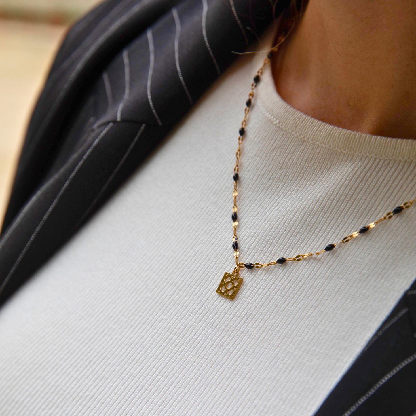 Collar Barcelona Dorado