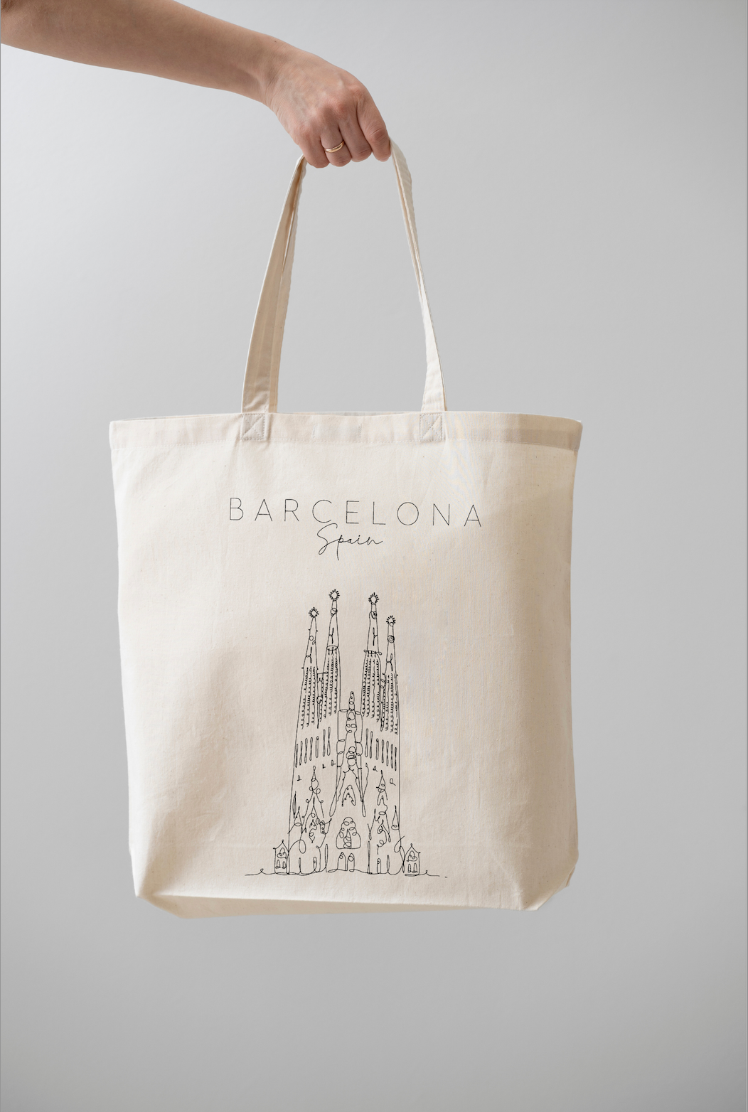 Black Sagrada Familia Tote Bag