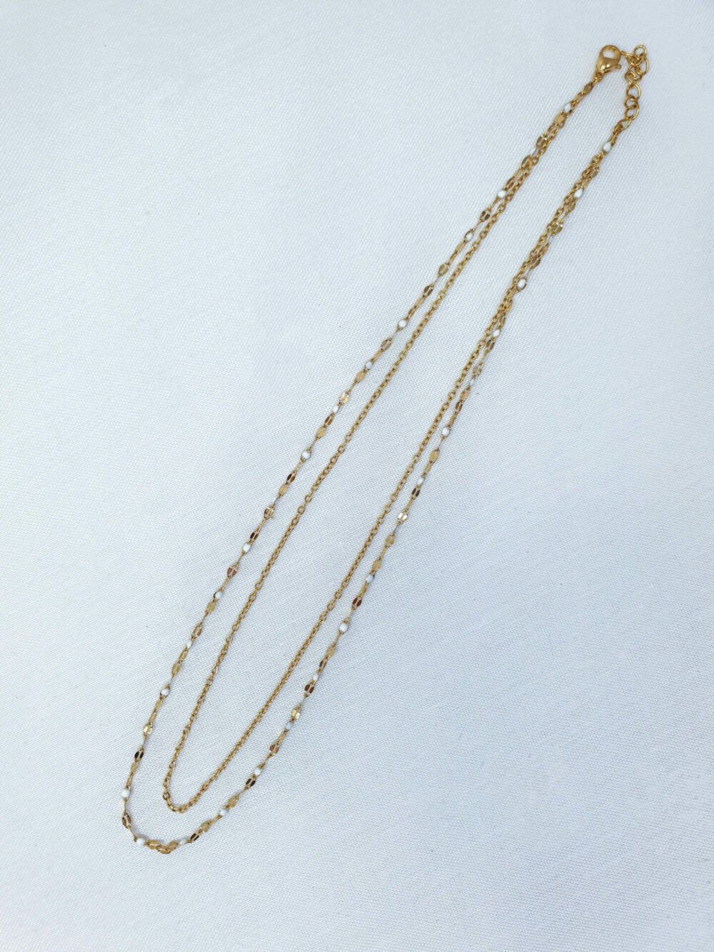 bijoux femme barcelone acier inoxydable laiton plaqué or doré fait main collier double chaine perle émaille coloré blanc
